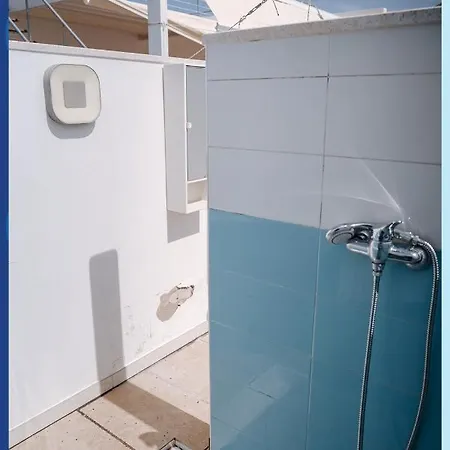 Casa Vacanza La Torre Sant Isidoro  Buitenkant foto